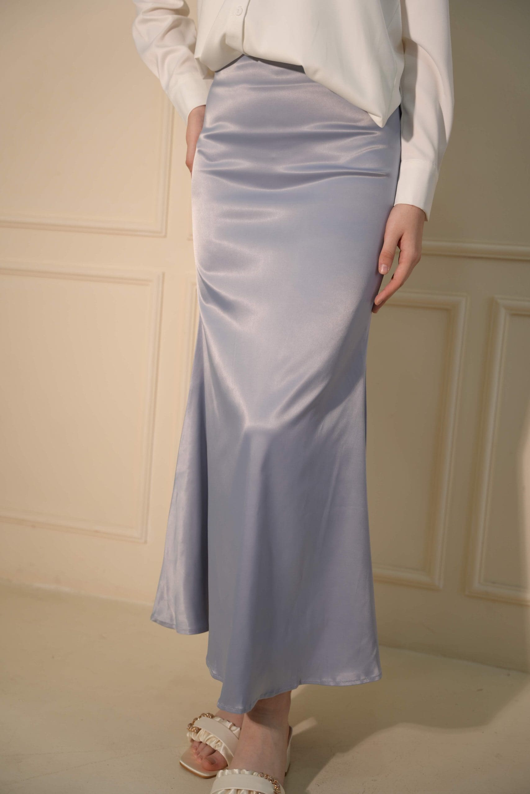 Belle Midi Skirt in Purple