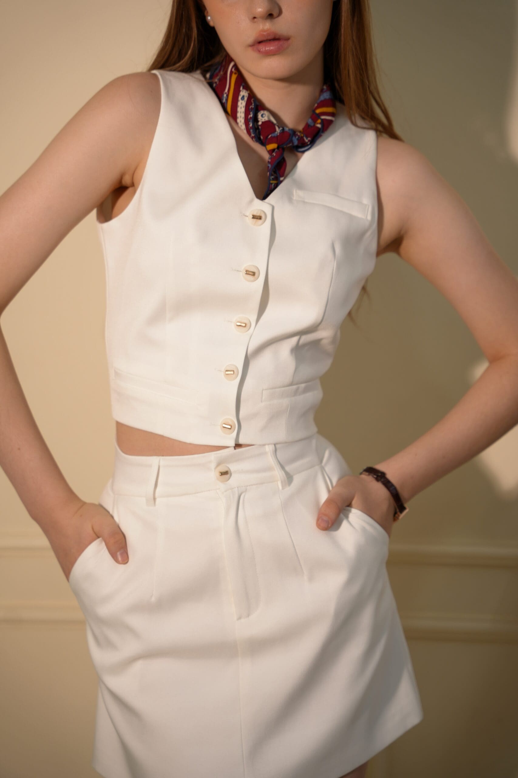 Linea Vest in White - Image 2